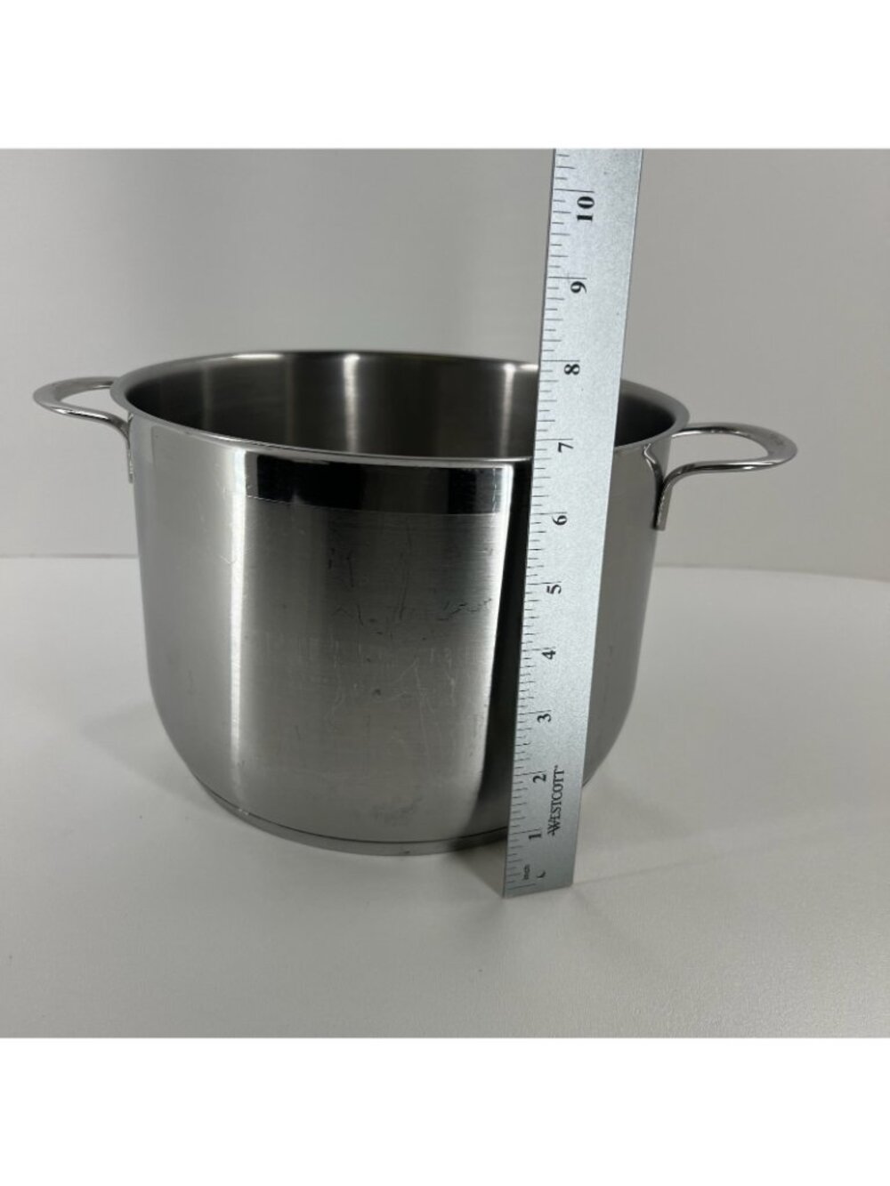 Chantal SL33-240 Stainless Steel Stockpot 8 Qt Two Handle Cooking Pot No Lid - Picture 5 of 11
